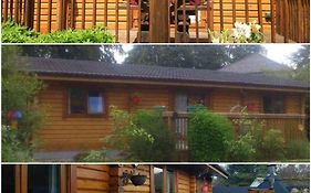 Glenmhor Log Cabin
